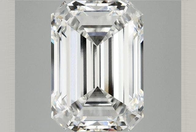 10.49ct | Emerald | E | VVS2 | Ideal