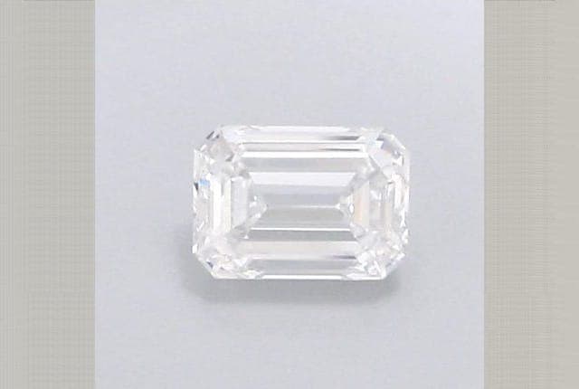 0.66ct | Emerald | D | VS1 | Ideal