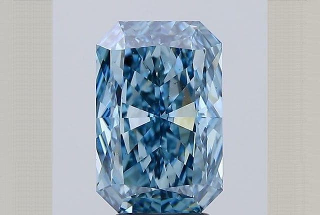 IGI | 3.4ct | Radiant | FANCY | VS2 | Excellent
