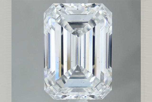 IGI | 3.79ct | Emerald | D | VS2 | Ideal
