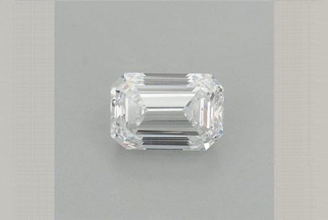 0.68ct | Emerald | D | VVS2 | Good