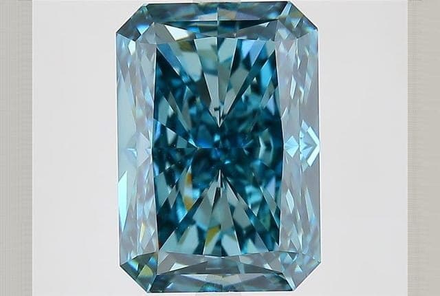 IGI | 6.62ct | Radiant | FANCY | VVS2 | Very Good