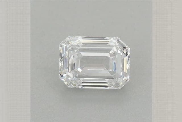 0.69ct | Emerald | D | VVS2 | Ideal