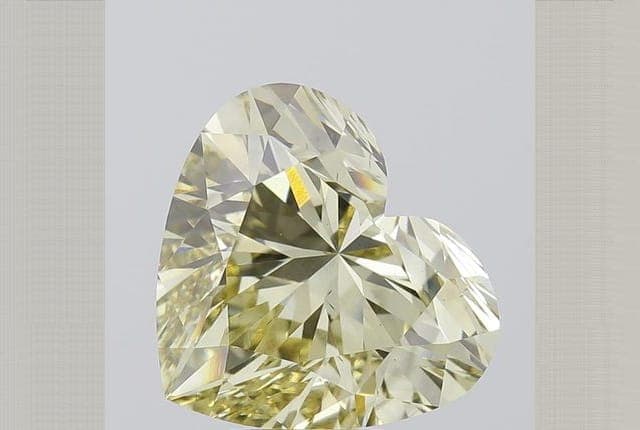 IGI | 5.59ct | Heart | FANCY | VS2 | Very Good