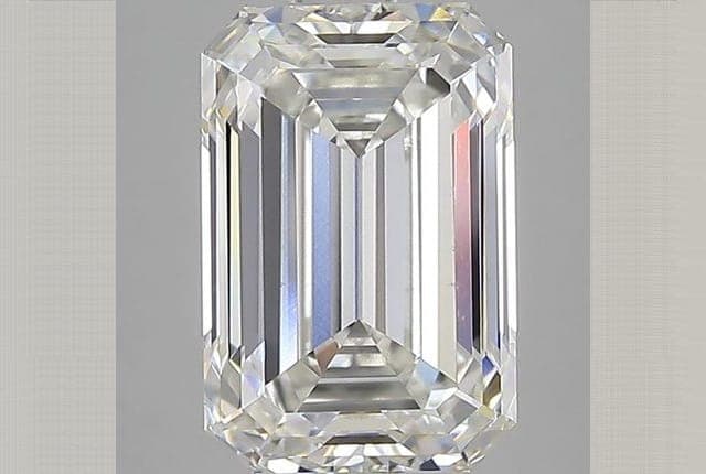 6.76ct | Emerald | F | VS1 | Excellent