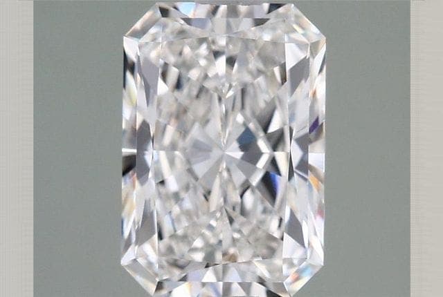 IGI | 1.61ct | Radiant | F | VVS2 | Ideal