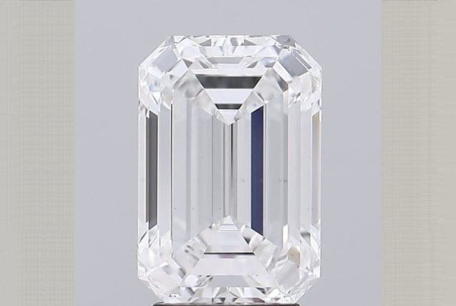 4.05ct | Emerald | E | VS1 | Excellent