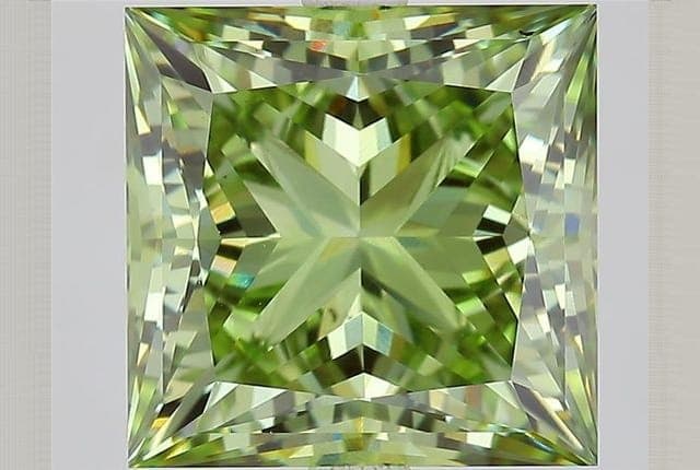 IGI | 5.39ct | Princess | FANCY | VVS2 | Very Good