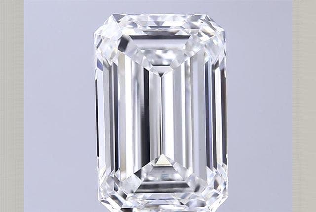 IGI | 8.01ct | Emerald | F | VVS2 | Excellent