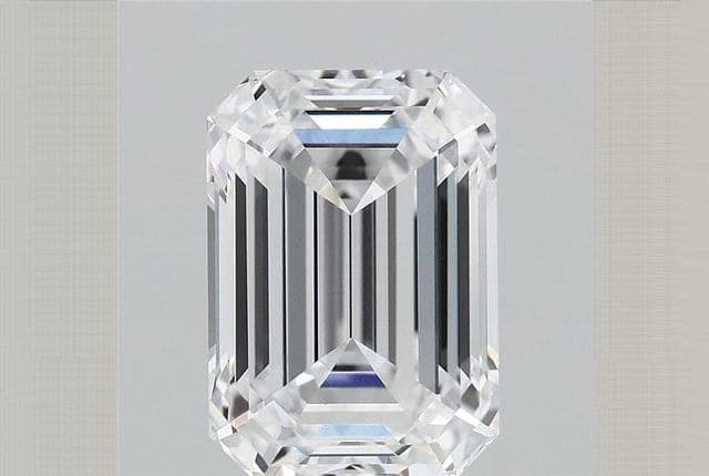 IGI | 3.65ct | Emerald | D | VVS2 | Ideal