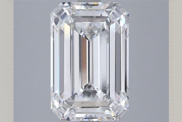 3.53ct | Emerald | D | VS1 | Very Good