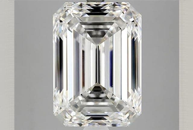 IGI | 7.79ct | Emerald | E | VS1 | Excellent