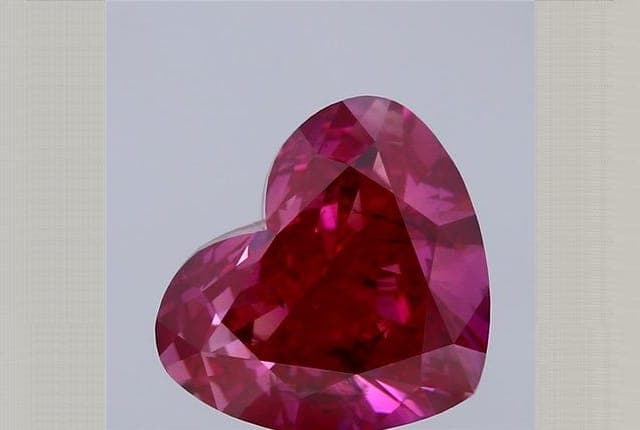 5.27ct | Heart | FANCY | SI2 | Excellent