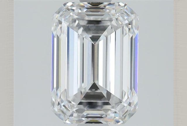 3.52ct | Emerald | D | VVS2 | Very Good