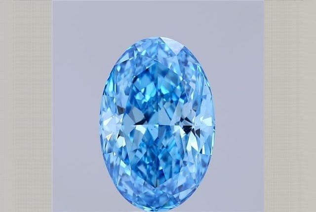 6.27ct | Oval | FANCY | VS2 | Excellent