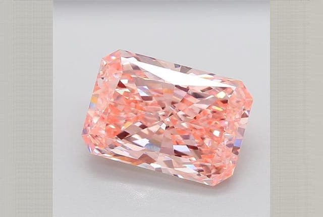 IGI | 13ct | Radiant | FANCY | VVS2 | Very Good