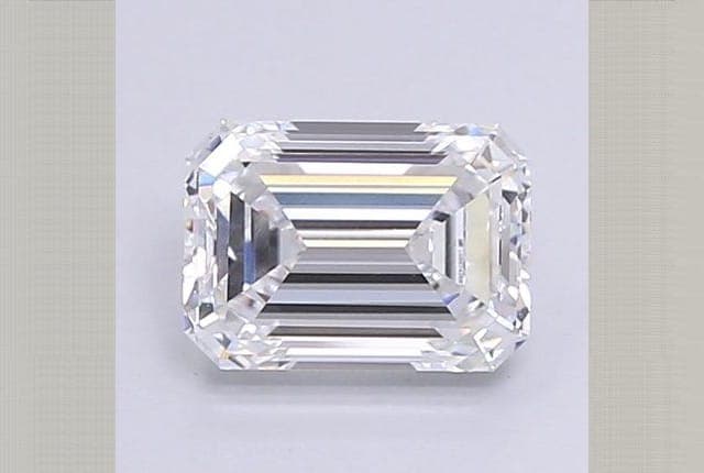 IGI | 4.92ct | Emerald | E | VVS2 | Ideal