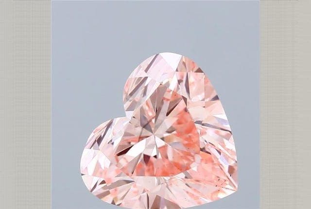 6.02ct | Heart | FANCY | VS2 | Excellent