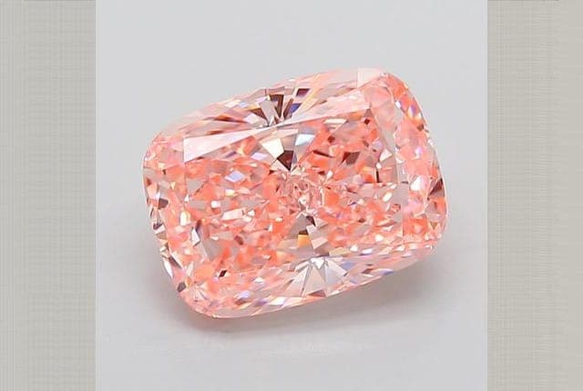 IGI | 6.76ct | Cushion | FANCY | VS1 | Very Good