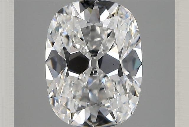 IGI | 2.78ct | Antique | D | VS1 | Ideal