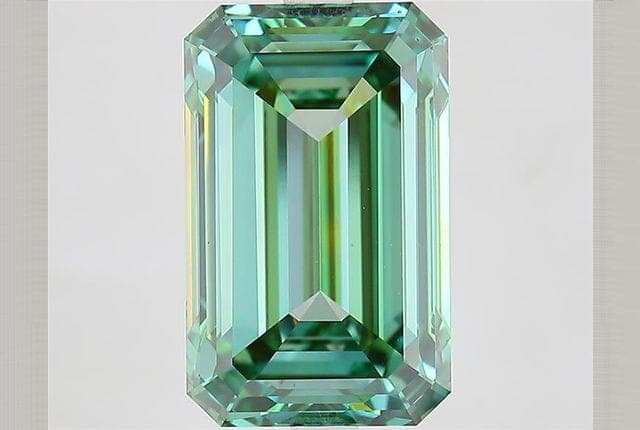 IGI | 6.61ct | Emerald | FANCY | VVS1 | Very Good