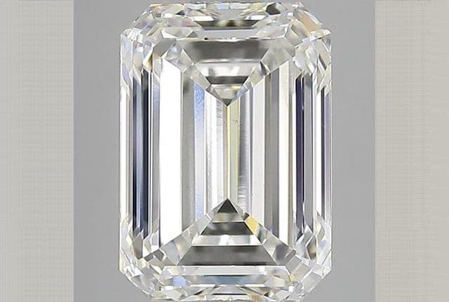 3.49ct | Emerald | F | VS1 | Very Good