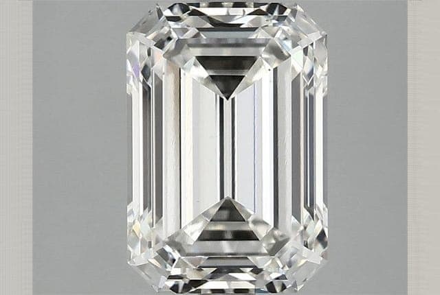 IGI | 2.81ct | Emerald | G | VS1 | Very Good