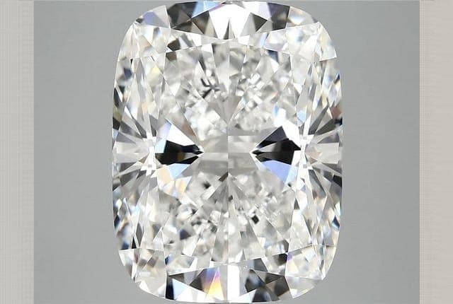 8.2ct | Cushion | E | VVS2 | Excellent