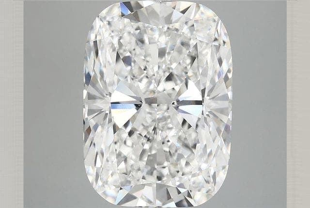 8.2ct | Cushion | E | VVS2 | Excellent