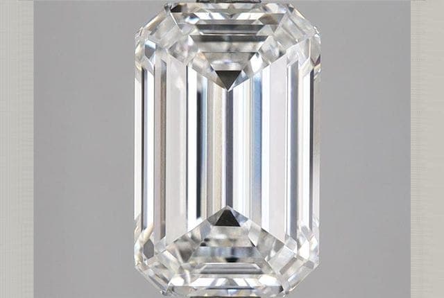 IGI | 3.41ct | Emerald | E | VVS1 | Ideal