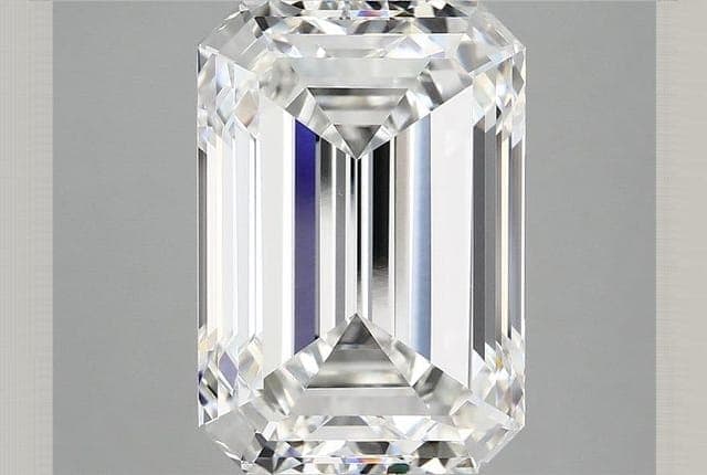 IGI | 7.1ct | Emerald | F | VS1 | Ideal