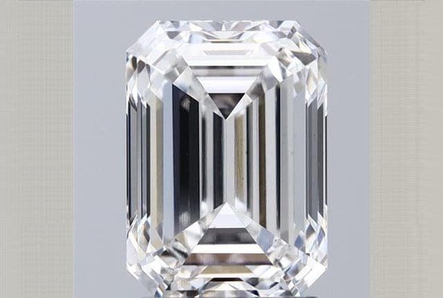 IGI | 2.74ct | Emerald | D | VS1 | Very Good