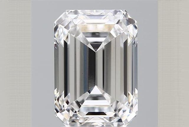 IGI | 2.79ct | Emerald | D | VS1 | Very Good
