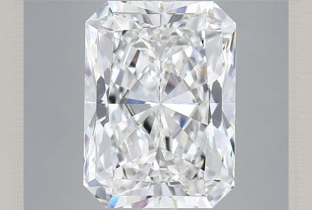 7.28ct | Radiant | F | VVS2 | Ideal