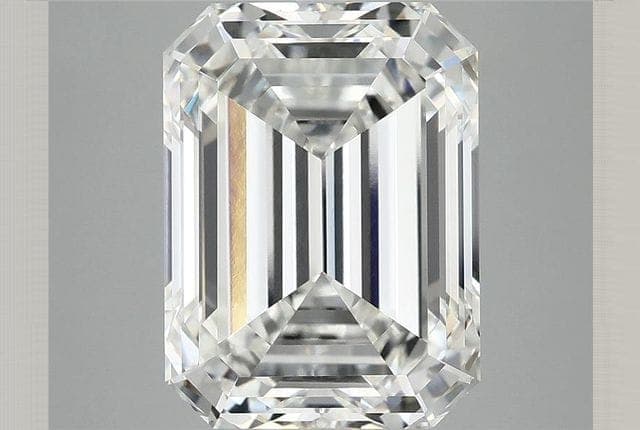 IGI | 7.1ct | Emerald | F | VS1 | Excellent