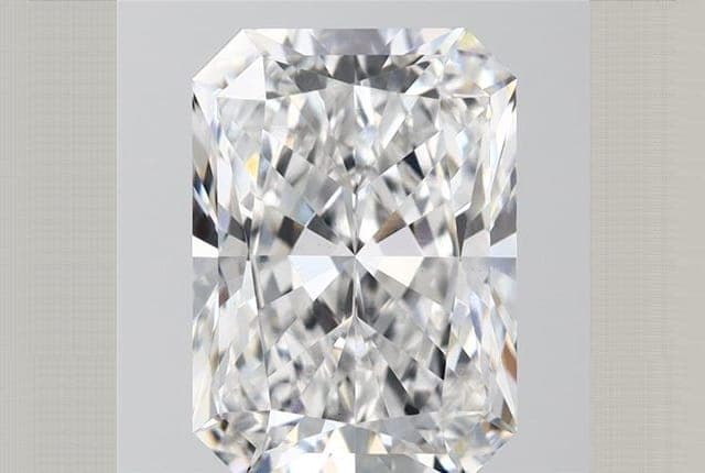 4.88ct | Radiant | D | VS1 | Very Good