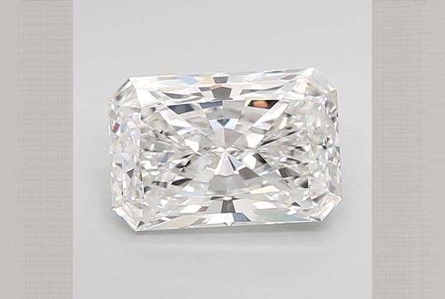 2.55ct | Radiant | E | VVS2 | Very Good
