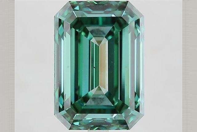 IGI | 7.53ct | Emerald | FANCY | VS2 | Good