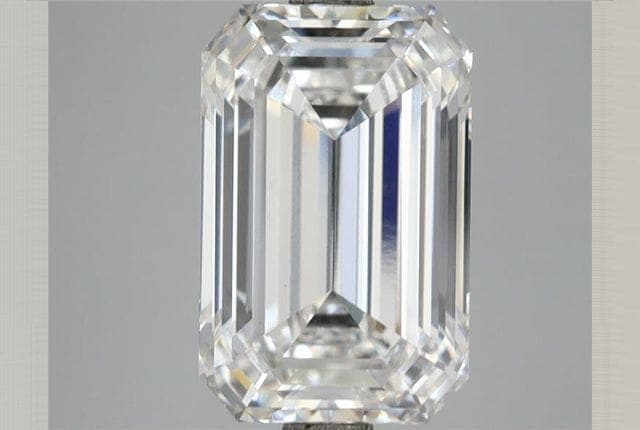 4.55ct | Emerald | E | VVS2 | Ideal