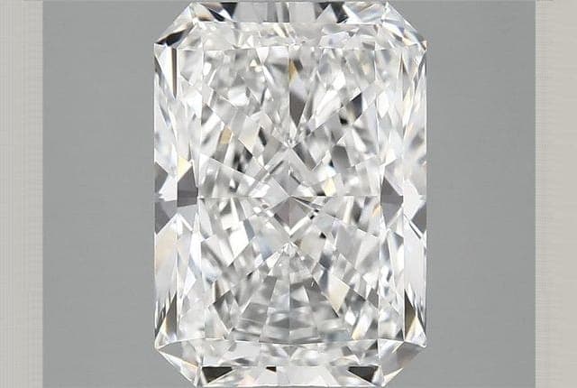 IGI | 2.8ct | Radiant | E | VS1 | Very Good