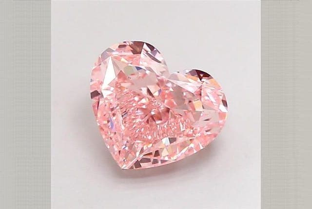 6.01ct | Heart | FANCY | VS1 | Very Good