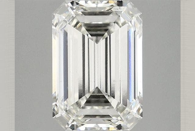 IGI | 2.59ct | Emerald | H | VS1 | Very Good