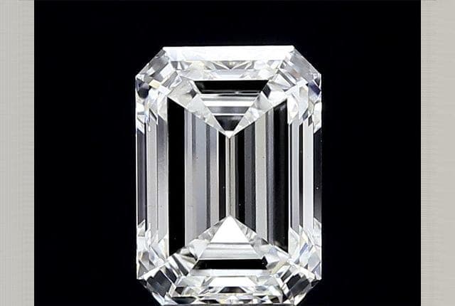 IGI | 3.54ct | Emerald | F | VS1 | Very Good