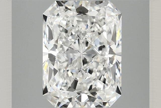 IGI | 2.86ct | Radiant | E | VS1 | Excellent