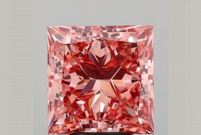 IGI | 5.24ct | Princess | FANCY | VS2 | Good