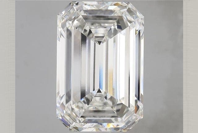 IGI | 16.87ct | Emerald | F | VVS2 | Ideal