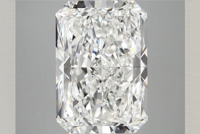 9.88ct | Radiant | F | VVS2 | Very Good