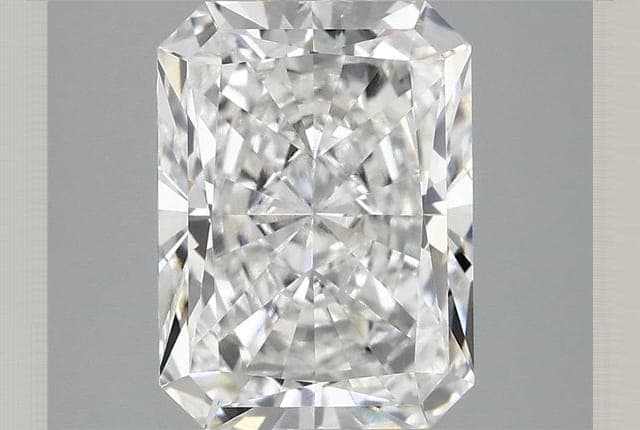 IGI | 2.8ct | Radiant | E | VS2 | Very Good