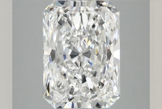 IGI | 3.9ct | Radiant | E | VVS2 | Very Good