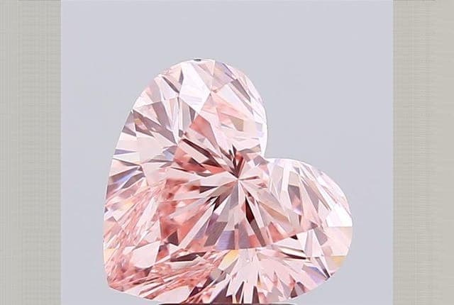IGI | 3.31ct | Heart | FANCY | VS2 | Very Good